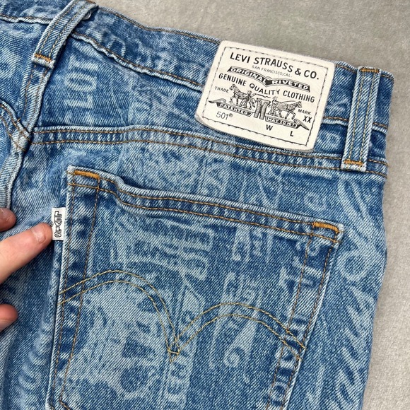 Levis 501 Jeans Women 28x28 Blue Graphic Print Straight Button Fly Western Denim - Picture 15 of 15